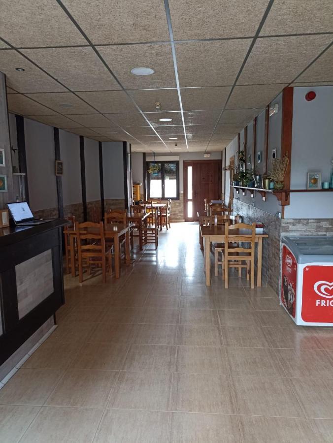 Taberna Albergue Municipal De Ages Zewnętrze zdjęcie